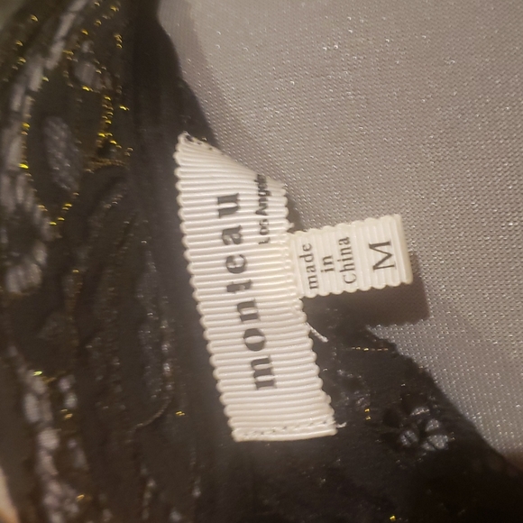 Monteau lace dress - Picture 6 of 6